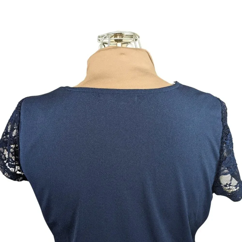 Adrienne Vittadini Large Navy Blue Short Sleeve Stretch Lace Shoulder Shirt